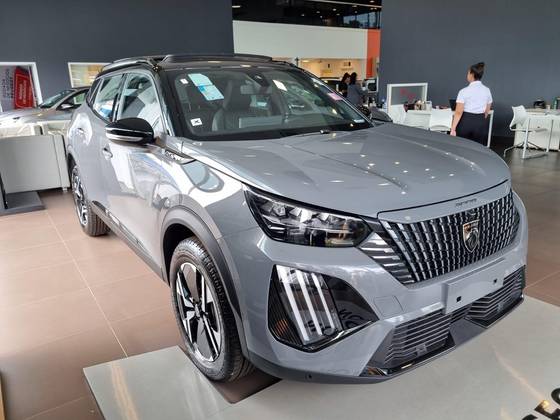 PEUGEOT 2008 1.0 TURBO 200 HYBRID GT CVT